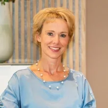 Dr. med. Adina Börgens