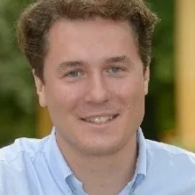 Dr. med. dent. Adrian Dees