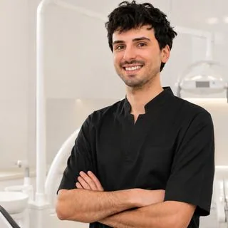 Dr. med. dent. Antares Outatzis