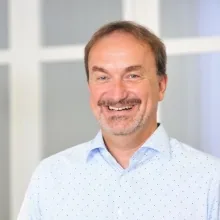Dr. med. dent. Bernd Prestel