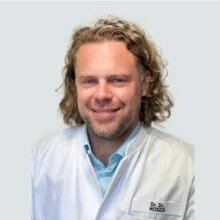Dr. Dr. med. Bernhard Moser