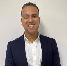 Dr Brett Moreira