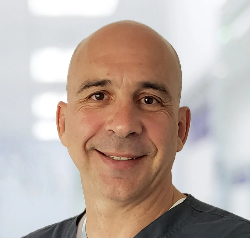 Dr Daniel Bothma