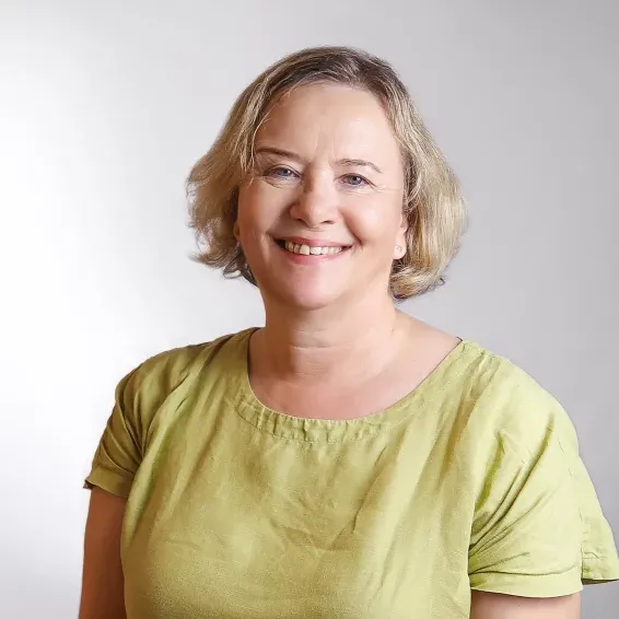 Darja Lee