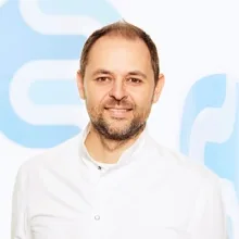 Dr. med. Denis Knirel