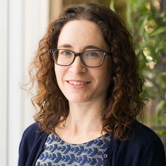 Dr Emma Hiscutt