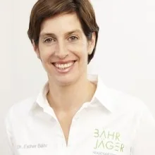 Dr. med. Esther Bähr