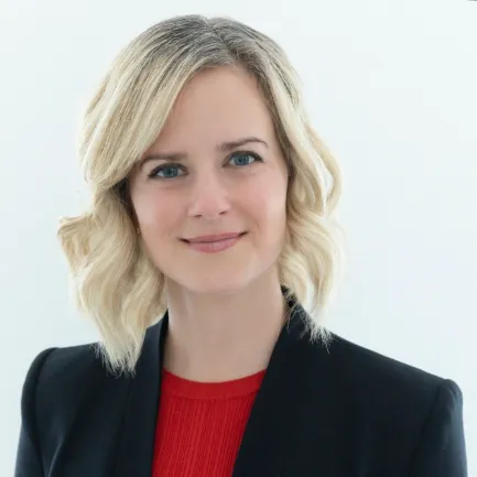 Dr Eva Nagy