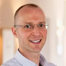 Dr. med. Gabor Egervari