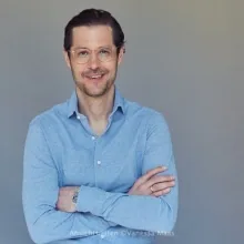 Dr. med. John Markworth
