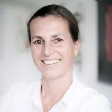 Dr. med. dent. Julia Rose