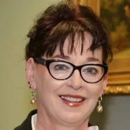 Dr Kerin Fielding
