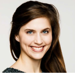 Dr Lauren Young