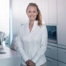Dr. med. Linda May Weigel