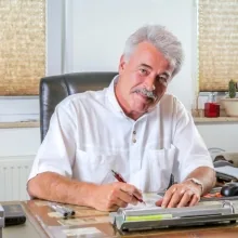 Dr. med. Manfred Maywurm