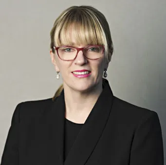 Dr Narelle Spencer