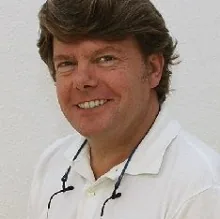 Dr. med. dent. Oliver Moebius
