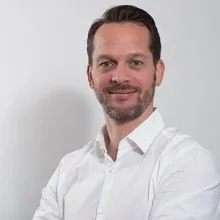 Dr. med. Philipp Bender