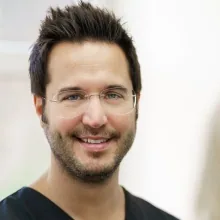 Dr. med. dent. Robert Berdik