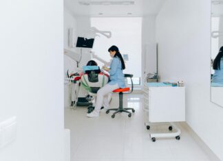 Dental Clinics Near Me: How To Find Trusted Care Fast