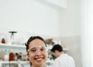 Clinical Laboratory Scientist: Unlock Powerful Career Secrets Today