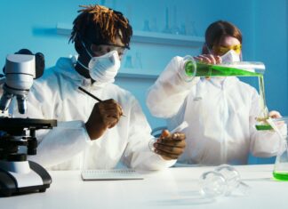 Clinical Lab Scientist Salary: Discover What Influences Pay Levels