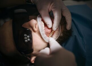 Dental Clinics Near Me: How To Find Trusted Care Close By
